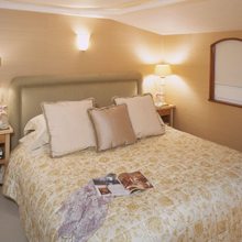 Wilamina Yacht Starboard Stateroom