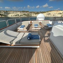 Cheetah Moon Yacht 