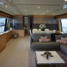 Yellow Turtle Yacht 
