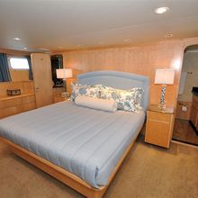 Lucky Stars Yacht 