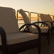 Elegant 007 Yacht Seating - Sunset