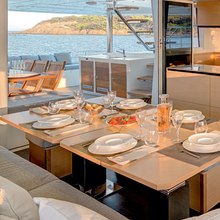 Amazing Yacht 
