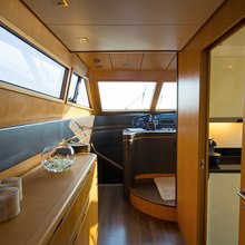 Fos Yacht 