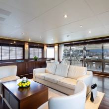Palatial Yacht 