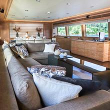 Acceptus Yacht 