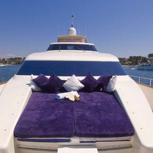 Manara Yacht 