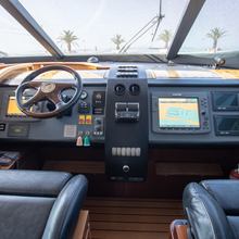 Happy Dream Yacht 