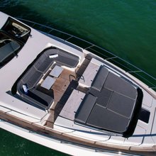 Intervention Yacht 