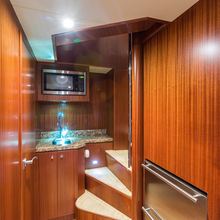 369 Yacht 
