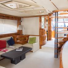 Dolce Vita Yacht 