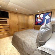 Cheetah Moon Yacht 