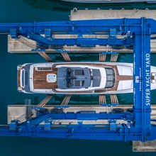 Custom Line 120/12 Yacht 