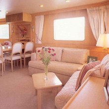 Lady Rose Yacht Salon & Dining