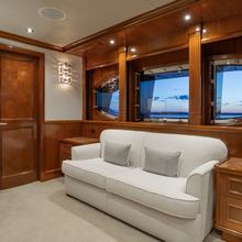 Sanibella Yacht 