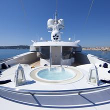 Sarah Yacht Jacuzzi