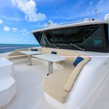 Aqua Life Yacht 