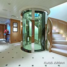 Huntress Yacht Elevator