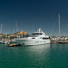 Flying Fish Yacht 