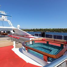 Code 8 Yacht 