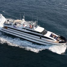 Queen South Yacht 