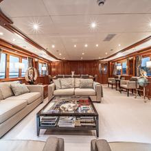 Relentless  Yacht 
