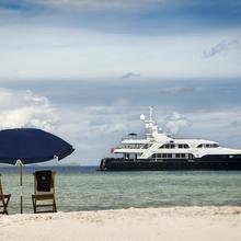 Tobi Star Yacht View from Beach