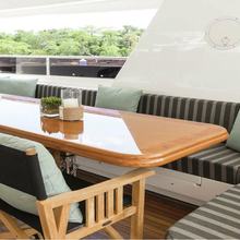 Rich Guys Nickel Yacht 