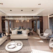Chillin' Yacht 