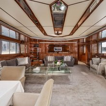 Goldfinger 007 Yacht 