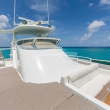 Rogue Yacht 