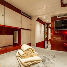 Dolcevitacat Yacht 