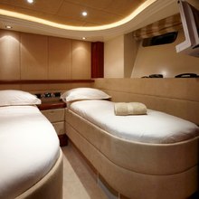 Amstel Kroon Yacht 