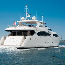 Yvonne Yacht 