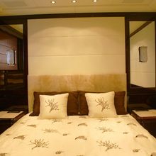Voyage Yacht Guest Stateroom