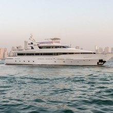 Goldfinger 007 Yacht 