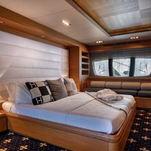 Intervention Yacht 