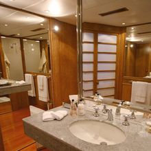 Sea Lady II Yacht Master Bathroom