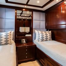 Mi Amore Julia Yacht 