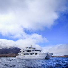 Treasure Yacht 