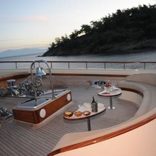 Vivien Yacht Sundeck - Seating