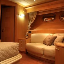 Blue Breeze Yacht Guest Stateroom - Seating