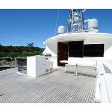 Luna Yacht 