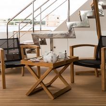 Huitane Yacht 