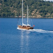 Take It Easier Yacht Running