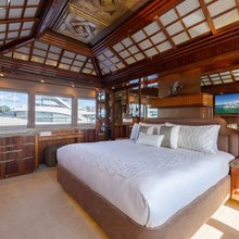 Serenity Yacht 