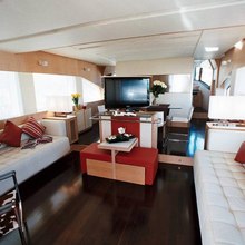 Krys Kar Yacht 