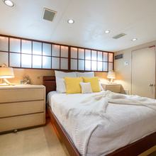 Island Time Yacht 