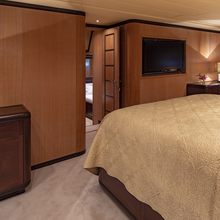 Cosmos Yacht 