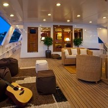 V. Bahria Yacht Exterior Seating