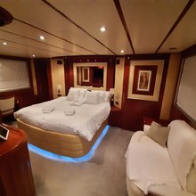 Naughty By Nature Yacht 